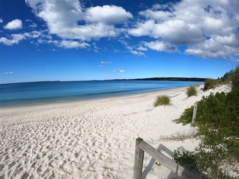 jervis bay breaks